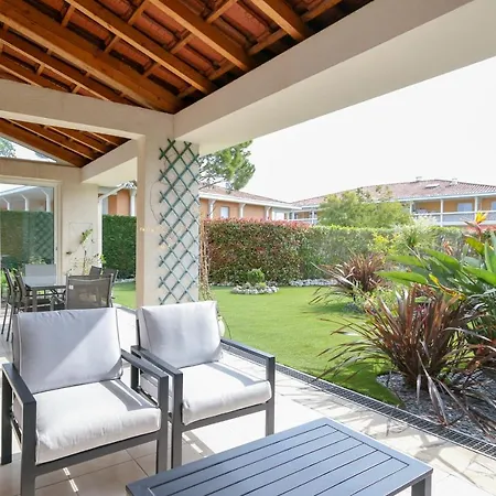 Villa New ! With Parking Swimming Pools Garden And Ac - Benakey *